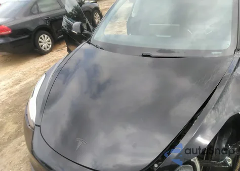 2020 Tesla Model 3 Standard Range Plus Rear-Wheel Drive/Standard Range Rear-Wheel Drive from USA, damaged, VIN 5YJ3E1EA2LF704695